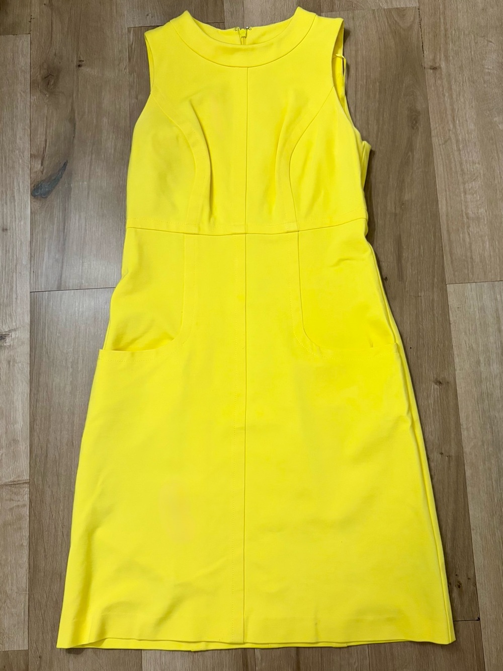 Women’s Lauren Ralph Lauren Sleeveless Yellow Knee Length Sheath Dress - Size 2